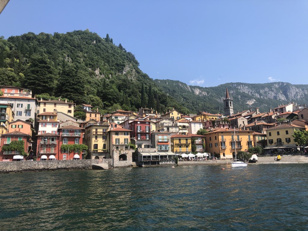 Tour Boat Como Lake